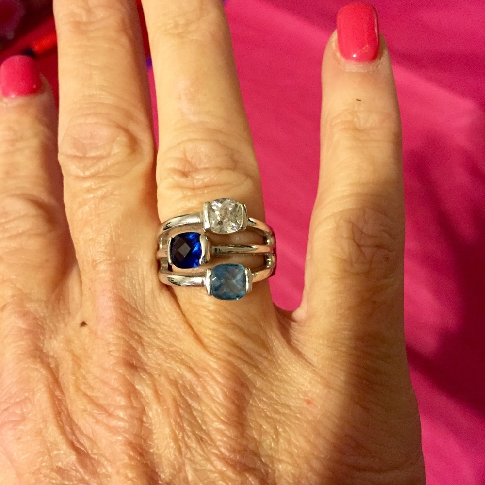 Lia Sophia silver ring size 8
